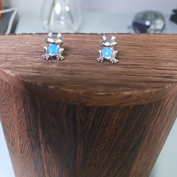 Silver Lab Opal Earrings - Picture 3 of 5